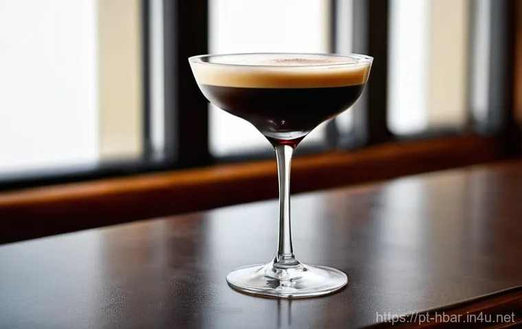 홈바텐더 에스프레소 마티니 - **Prompt 1: The Art of Crafting an Espresso Martini**
    "A stylishly dressed person, wearing a chi...